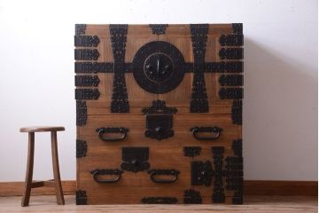 アンティーク家具　古民具・骨董　明治期　最高級!厚手金具のアンティーク木味桐観音重ね箪笥(桐箪笥、桐たんす)