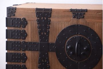 アンティーク家具　古民具・骨董　明治期　最高級!厚手金具のアンティーク木味桐観音重ね箪笥(桐箪笥、桐たんす)