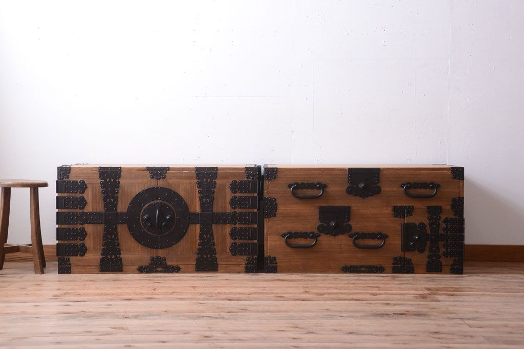 アンティーク家具　古民具・骨董　明治期　最高級!厚手金具のアンティーク木味桐観音重ね箪笥(桐箪笥、桐たんす)