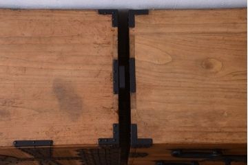 アンティーク家具　古民具・骨董　明治期　最高級!厚手金具のアンティーク木味桐観音重ね箪笥(桐箪笥、桐たんす)