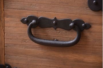 アンティーク家具　古民具・骨董　明治期　アンティーク木味桐箪笥ローボード(引き出し・衣装箪笥)