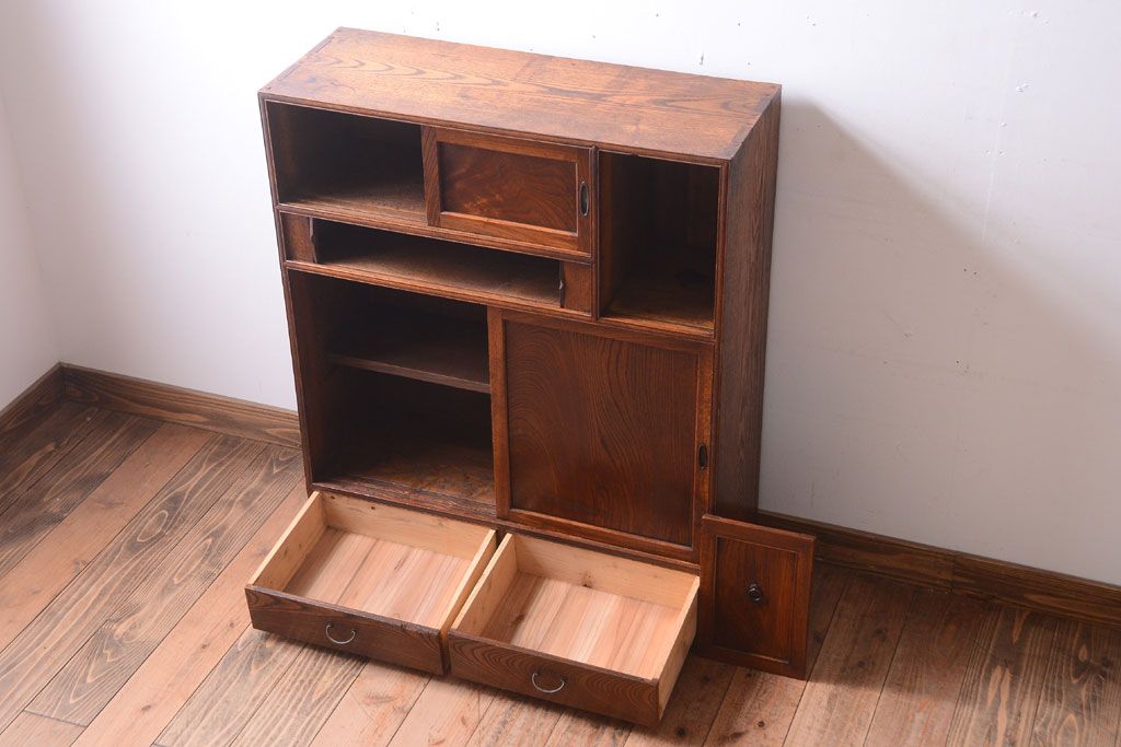 アンティーク家具　和製アンティーク　蛇腹戸付き!古い木の珍しい収納棚(戸棚)