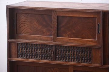 アンティーク家具　和製アンティーク　蛇腹戸付き!古い木の珍しい収納棚(戸棚)