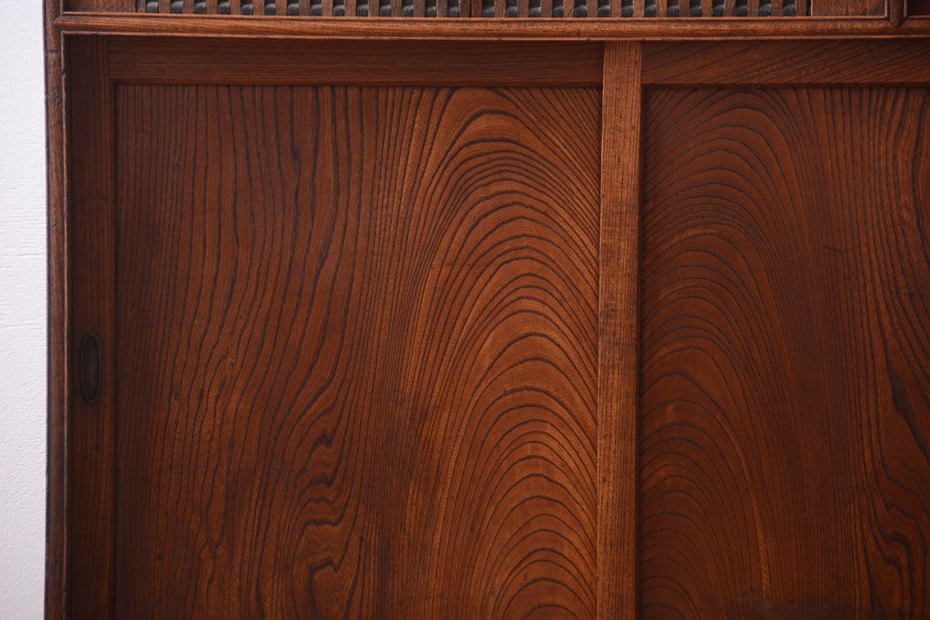 アンティーク家具　和製アンティーク　蛇腹戸付き!古い木の珍しい収納棚(戸棚)