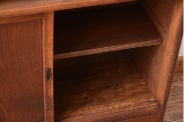 アンティーク家具　和製アンティーク　蛇腹戸付き!古い木の珍しい収納棚(戸棚)