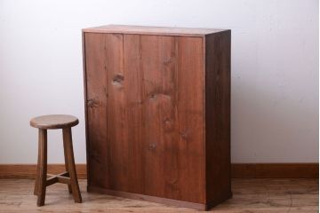 アンティーク家具　和製アンティーク　蛇腹戸付き!古い木の珍しい収納棚(戸棚)