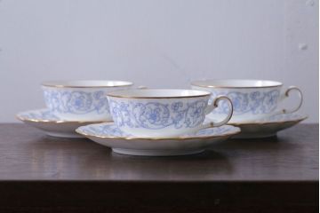 アンティーク雑貨　中古　ノリタケ(Noritake) スタジオコレクション　カップ&ソーサー3客セット(洋食器)