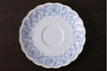 アンティーク雑貨　中古　ノリタケ(Noritake) スタジオコレクション　カップ&ソーサー3客セット(洋食器)