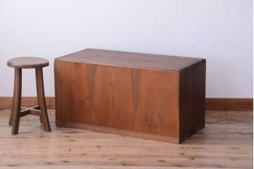 アンティーク家具　和製アンティーク　引き出し3杯付き!古い桐箪笥ローボード