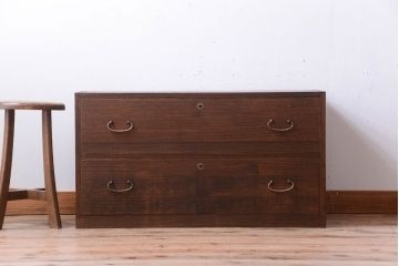 アンティーク家具　和製アンティーク　古い桐材のシンプルな時代箪笥ローボード(衣装箪笥)(1)