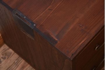 アンティーク家具　和製アンティーク　古い桐材のシンプルな時代箪笥ローボード(衣装箪笥)(1)