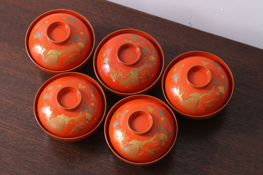和製アンティーク　松竹梅の朱塗り椀5客セット