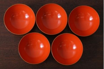 和製アンティーク　松竹梅の朱塗り椀5客セット