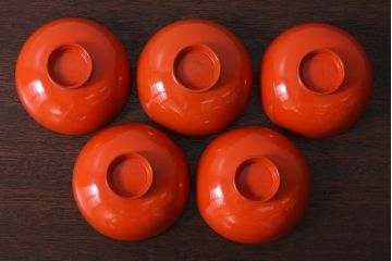 和製アンティーク　松竹梅の朱塗り椀5客セット