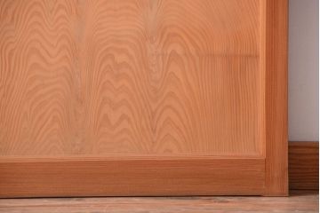 和製アンティーク　秋田杉一枚板!玉杢の木味が美しい引き戸(板戸)(2)