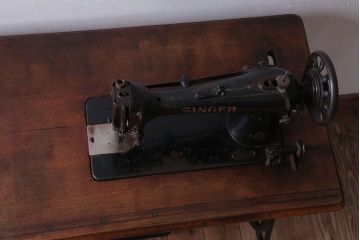 アンティーク家具　ジャンク品　イギリスアンティーク　インダストリアルシンガーミシン