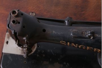 アンティーク家具　ジャンク品　イギリスアンティーク　インダストリアルシンガーミシン