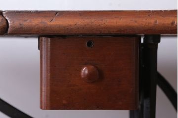 アンティーク家具　ジャンク品　イギリスアンティーク　インダストリアルシンガーミシン