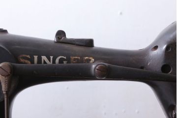 アンティーク家具　ジャンク品　イギリスアンティーク　インダストリアルシンガーミシン