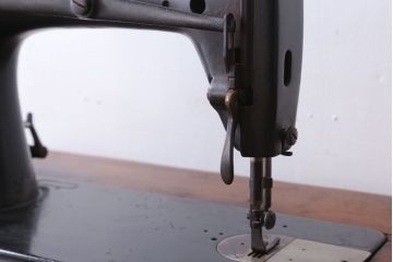 アンティーク家具　ジャンク品　イギリスアンティーク　インダストリアルシンガーミシン