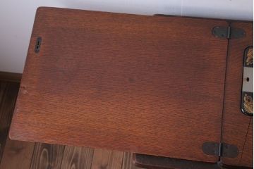 アンティーク雑貨　イギリスアンティーク　足踏みシンガーミシン