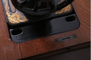 アンティーク雑貨　イギリスアンティーク　足踏みシンガーミシン