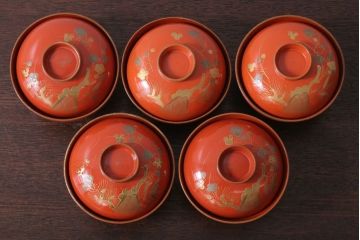 和製アンティーク　松竹梅の朱塗り椀5客セット(2)