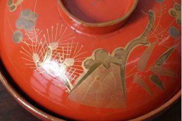 和製アンティーク　松竹梅の朱塗り椀5客セット(2)