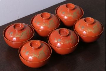 和製アンティーク　松竹梅の朱塗り椀6客セット