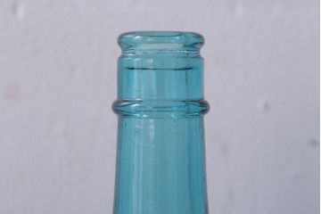 アンティーク雑貨　昭和レトロ　青色!気泡入りの古いガラス瓶3本セット(1)