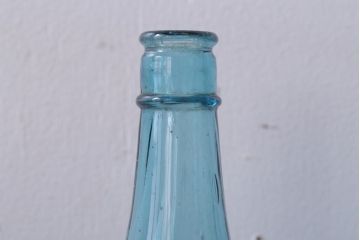 アンティーク雑貨　昭和レトロ　青色!気泡入りの古いガラス瓶3本セット(2)