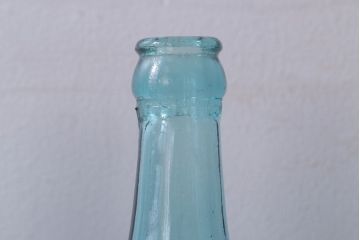 アンティーク雑貨　昭和レトロ　青色!気泡入りの古いガラス瓶3本セット(2)