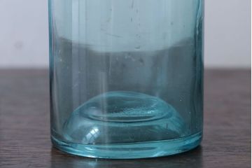 アンティーク雑貨　昭和レトロ　青色!気泡入りの古いガラス瓶3本セット(2)
