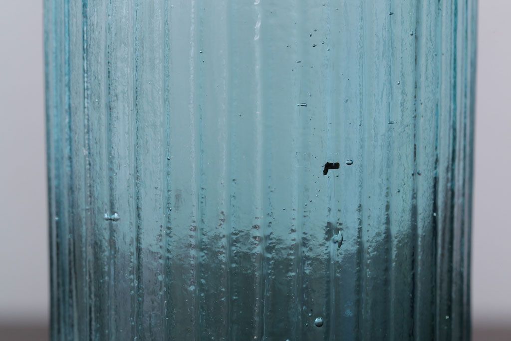 アンティーク雑貨　昭和レトロ　青色!気泡入りの古いガラス瓶3本セット(2)