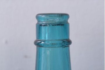 アンティーク雑貨　アンティーク　青色!気泡入りの古いガラス瓶3本セット(1)