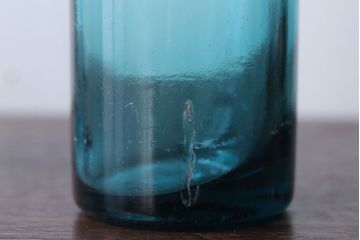 アンティーク雑貨　アンティーク　青色!気泡入りの古いガラス瓶3本セット(1)