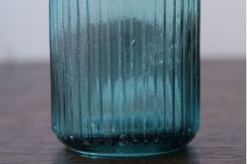 アンティーク雑貨　アンティーク　青色!気泡入りの古いガラス瓶3本セット(1)