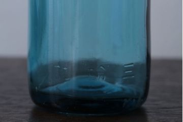アンティーク雑貨　アンティーク　青色!気泡入りの古いガラス瓶3本セット(2)