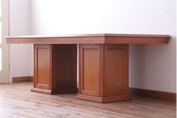 中古　横浜クラシック家具　ダニエル　高級品!組み立て式テーブル(定価約60万円)