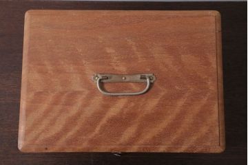 アンティーク雑貨　昭和レトロ　小さなアンティーク木箱(1)