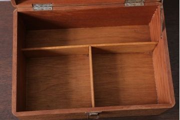 アンティーク雑貨　昭和レトロ　小さなアンティーク木箱(1)