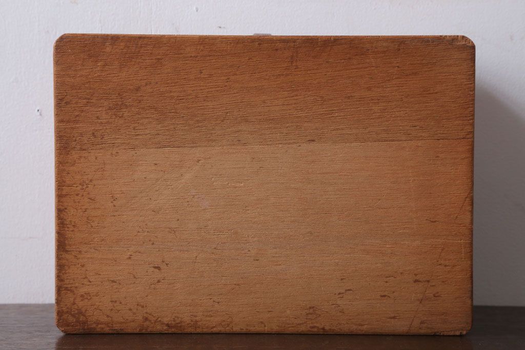 アンティーク雑貨　昭和レトロ　小さなアンティーク木箱(1)