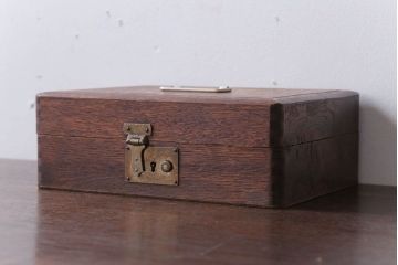 アンティーク雑貨　昭和レトロ　小さなアンティーク木箱(2)