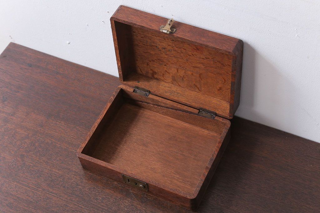 アンティーク雑貨　昭和レトロ　小さなアンティーク木箱(2)