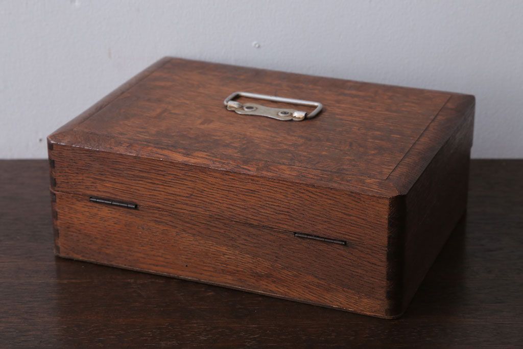 アンティーク雑貨　昭和レトロ　小さなアンティーク木箱(2)