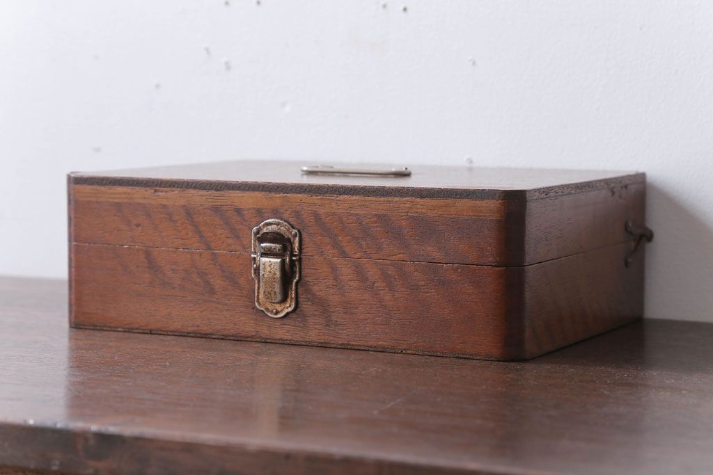 アンティーク雑貨　昭和レトロ　仕切り付き!小物収納用アンティーク木箱(小箱)