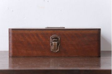 アンティーク雑貨　昭和レトロ　仕切り付き!小物収納用アンティーク木箱(小箱)