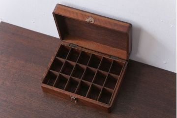 アンティーク雑貨　昭和レトロ　仕切り付き!小物収納用アンティーク木箱(小箱)