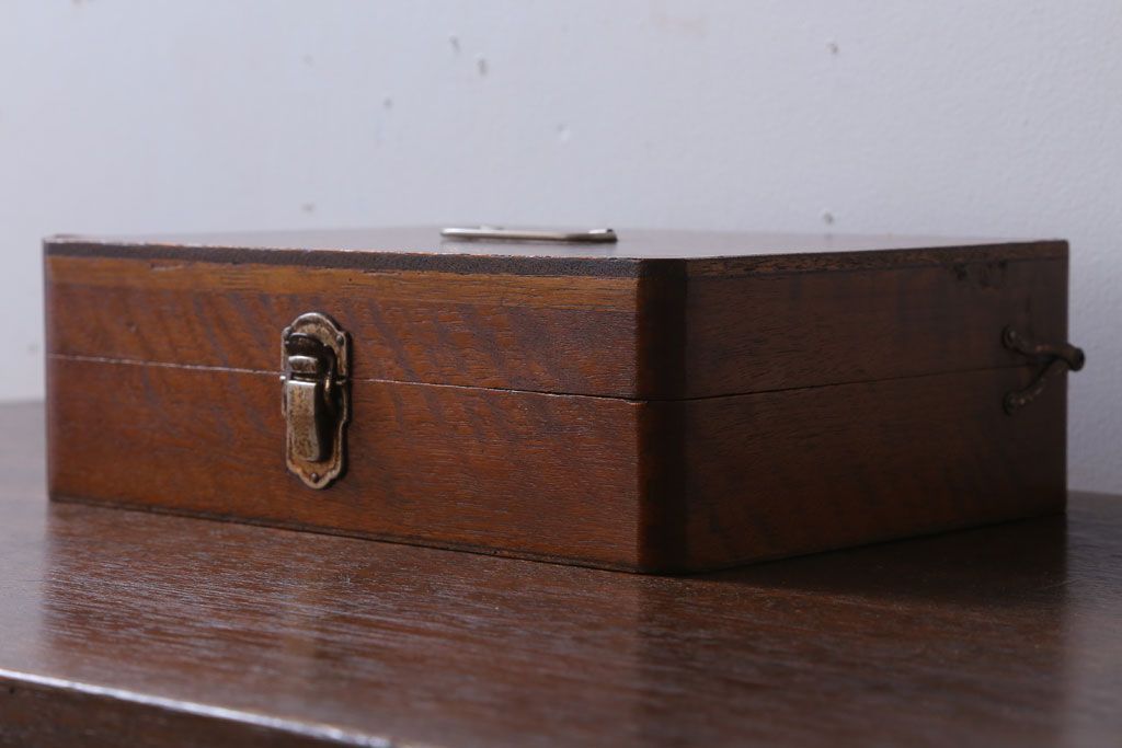 アンティーク雑貨　昭和レトロ　仕切り付き!小物収納用アンティーク木箱(小箱)