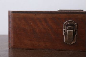 アンティーク雑貨　昭和レトロ　仕切り付き!小物収納用アンティーク木箱(小箱)